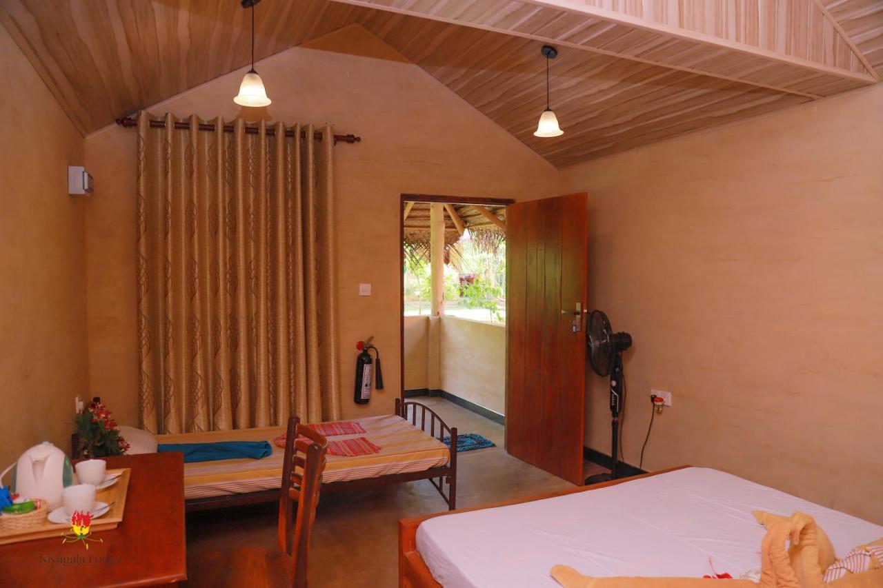 Hotel Niyagala Lodge Sigiriya Exteriör bild